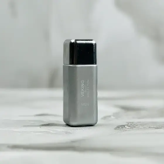 عطر ادکلن کارولینا هررا 212 وی آی پی مردانه