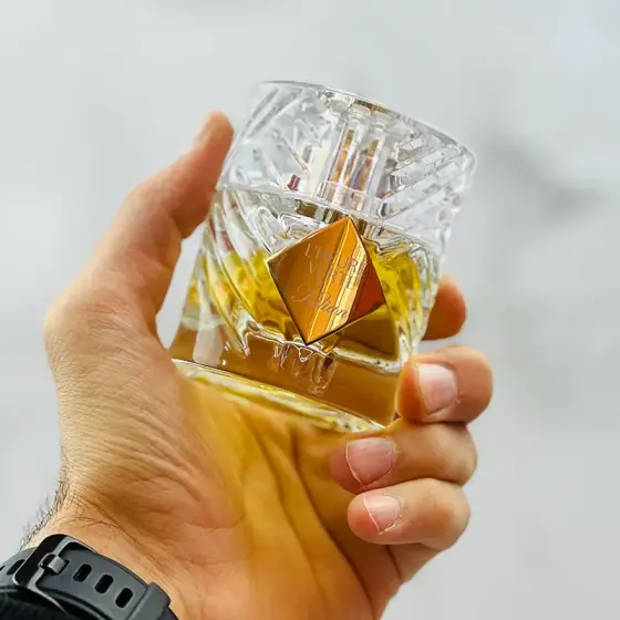 عطر ادکلن بای کیلیان له هیور ورت