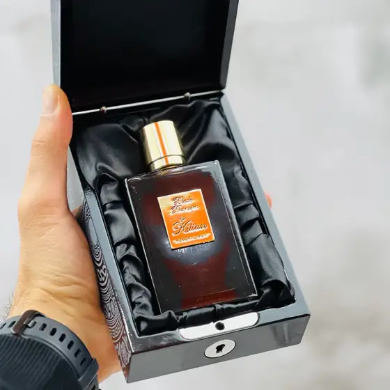 عطر ادکلن بای کیلیان بلک فانتوم