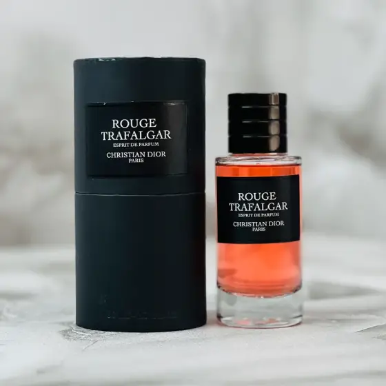 عطر ادکلن دیور رژ ترافالگار اسپریت د پارفوم 80 میل