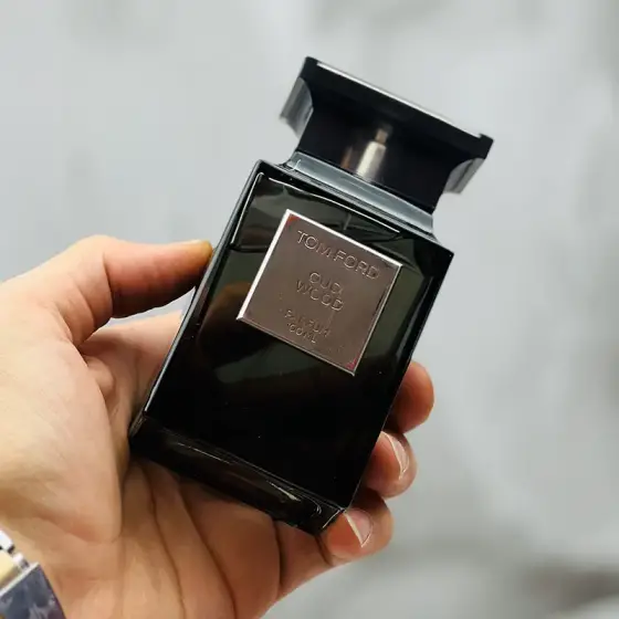 عطر ادکلن تام فورد عود وود پارفوم 100 میل
