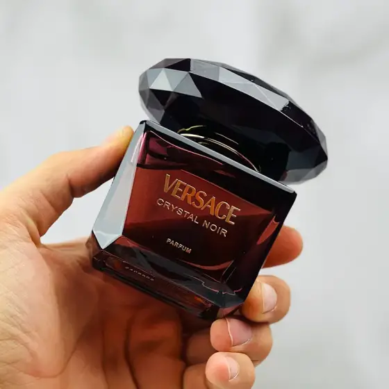 عطر ادکلن ورساچه کریستال نویر ادو پرفیوم 90 میل