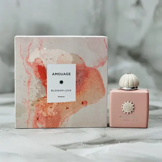 عطر ادکلن آمواج بلوسوم لاو 100 میل