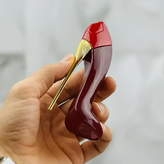 عطر ادکلن کارولینا هررا گود گرل ولوت فتال